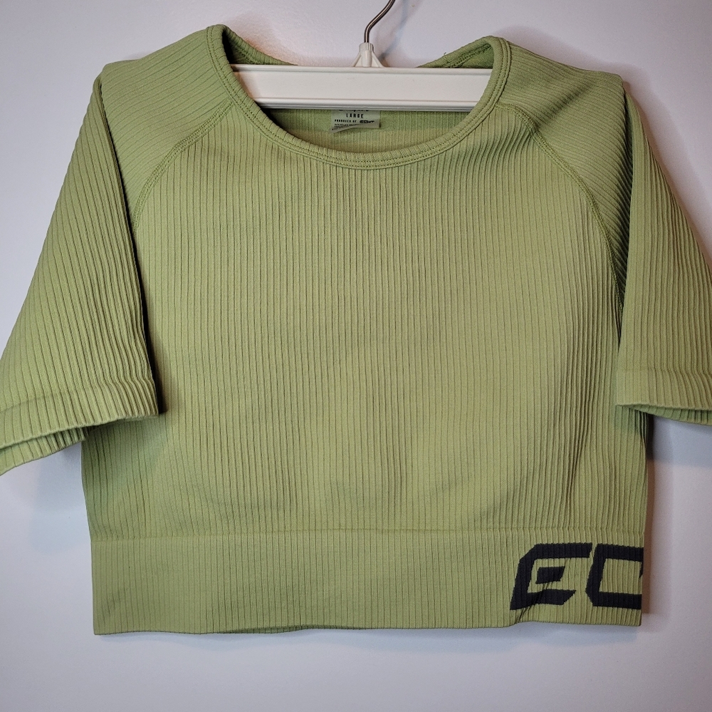 ECHT Seamless Green Crop Top